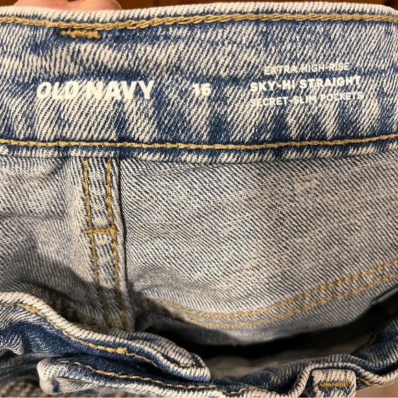 Extra high rise Sky-Hi Straight Jeans - Picture 3 of 3